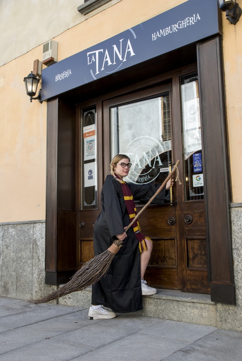 Tana Cameri La Tana – Hamburgheria & Birreria | Cameri a Cameri – RistorantePro.com