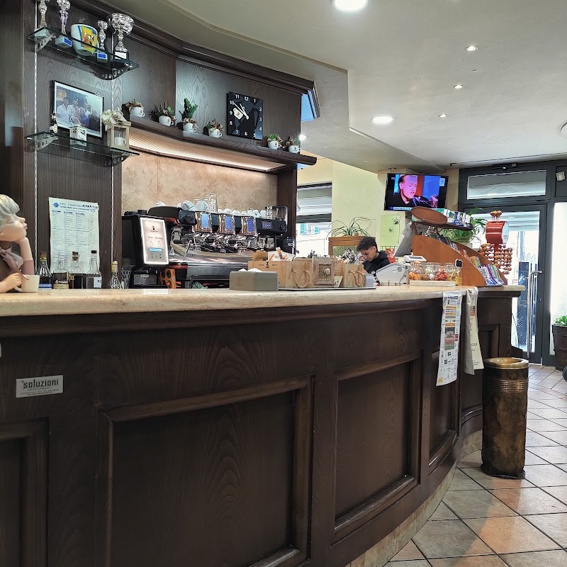 Newbar Newbar a Castelnuovo di Garfagnana — Caffetteria – RistorantePro.com